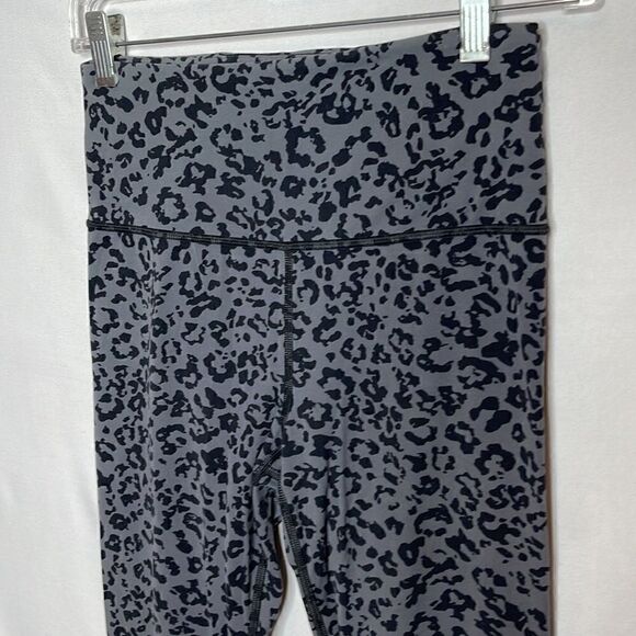 Athleta Leopard Print Elation High Rise Leggings. Size Small. - Picture 3 of 11